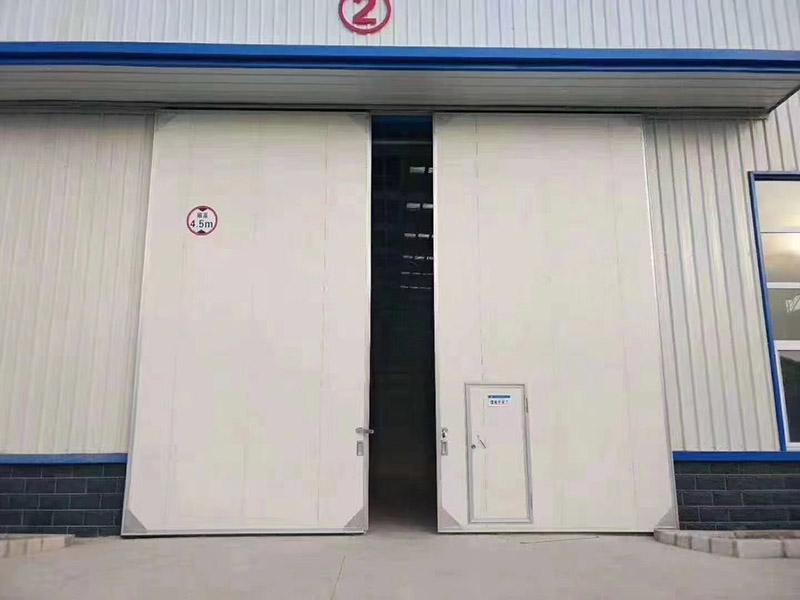 工業門